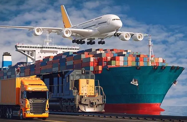 在當(dāng)今全球化的背景下，國際物流行業(yè)的發(fā)展十分迅速