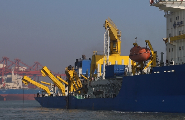 俄羅斯的海運(yùn)業(yè)雖然面臨諸多挑戰(zhàn)，但也在不斷發(fā)展壯大