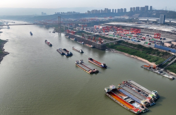 國際貨運代理憑借其獨特的優(yōu)勢，成為物流領域的樞紐與變革者