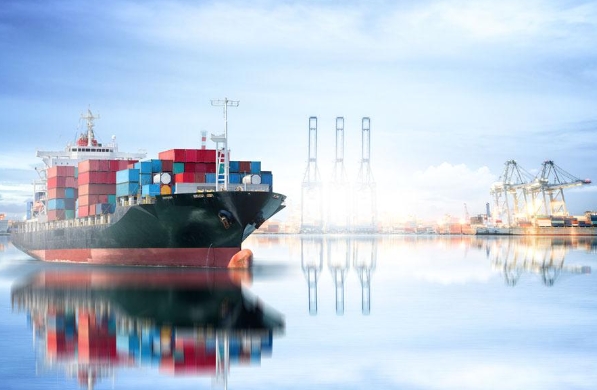 國際貨運代理是連接世界的橋梁，在國際貿易中發(fā)揮著不可替代的作用