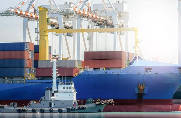 隨著印尼經(jīng)濟(jì)的持續(xù)增長和人口的不斷增加，其物流需求將持續(xù)擴(kuò)大