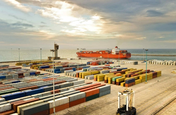 上海國際物流公司將成為國際物流領(lǐng)域佼佼者，為全球貿(mào)易貢獻(xiàn)力量