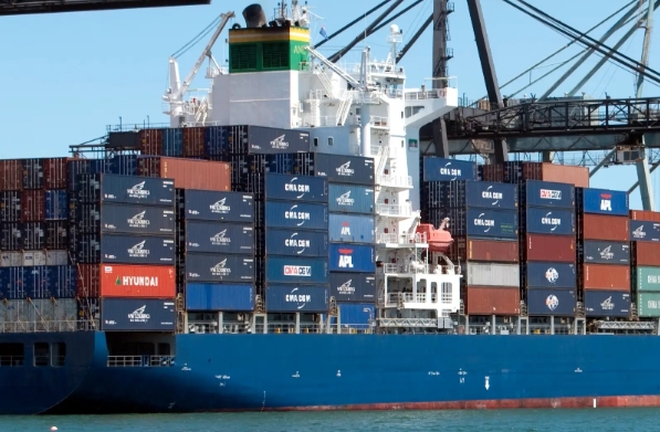 隨著科技的發(fā)展，國(guó)際貨代行業(yè)也在經(jīng)歷著深刻的變革