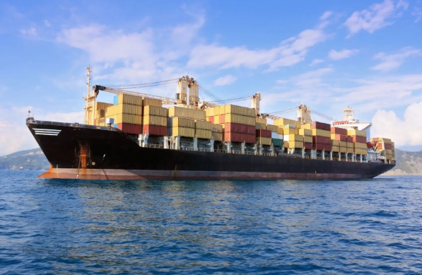 國際物流的每一次進(jìn)步都是對(duì)全球經(jīng)濟(jì)一體化進(jìn)程的深刻詮釋