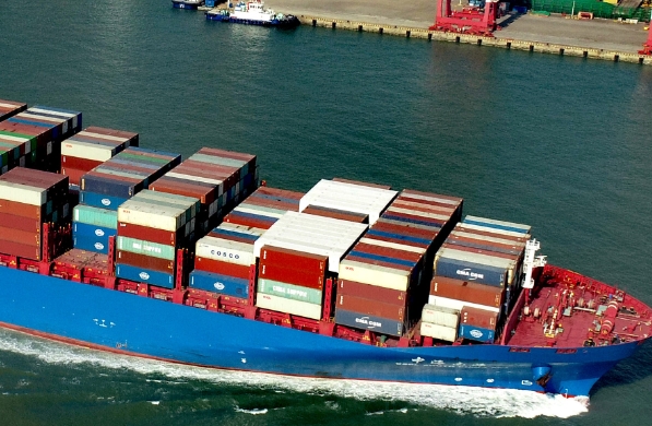 通過不斷的努力，國際物流海運將繼續(xù)為全球經(jīng)濟的發(fā)展注入強大動力