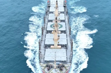 國際物流貨運正以前所未有的速度和規(guī)模，跨越山海，連接世界