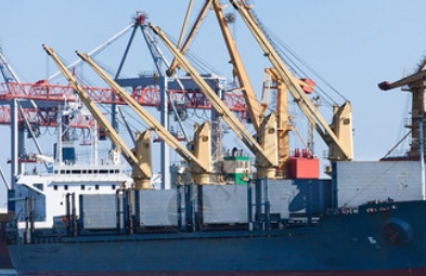 國際貨代公司在應(yīng)對市場變化時，國際貨代公司如何應(yīng)對市場變化？